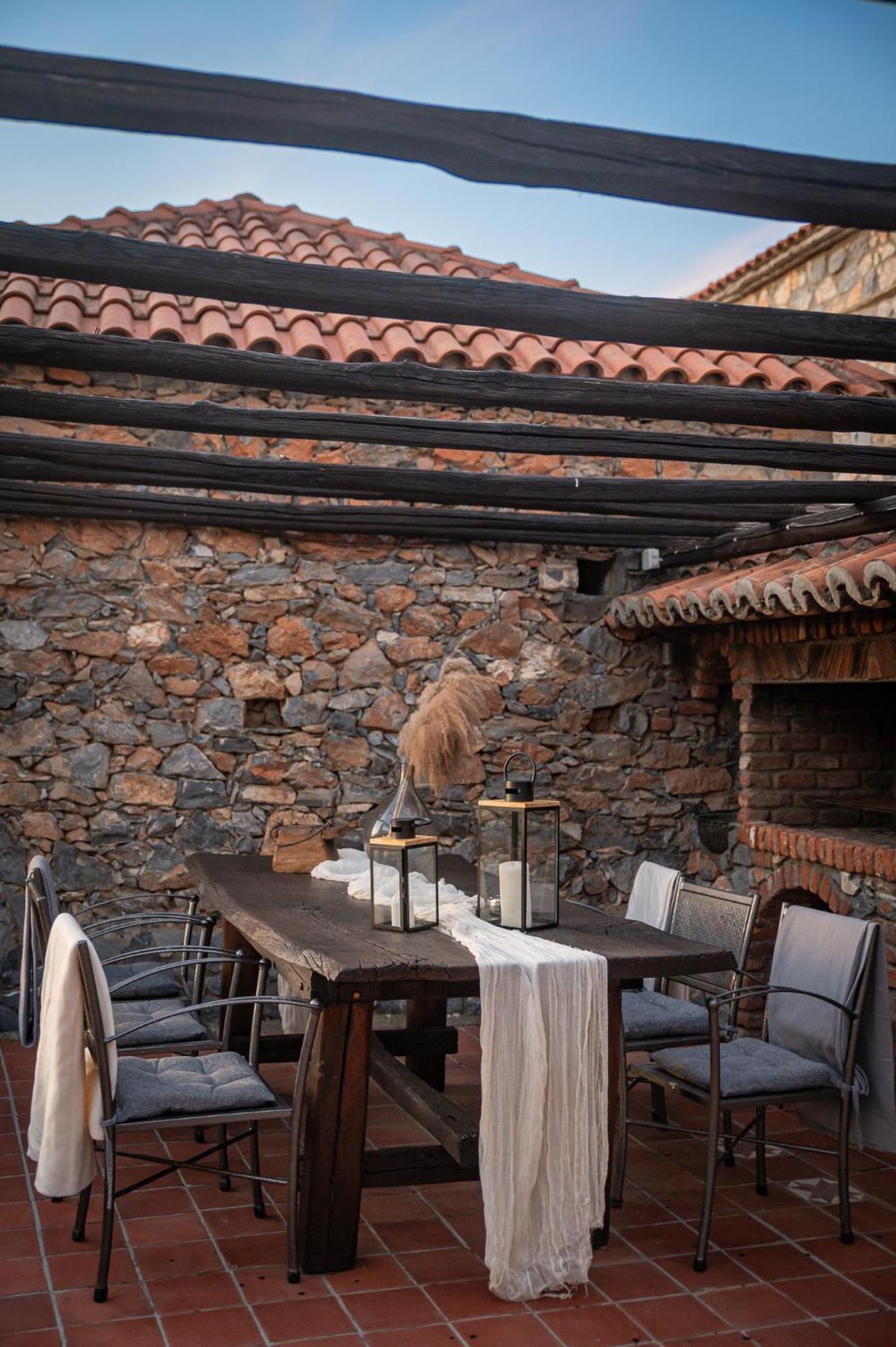 פלאיוס אגיוס אתנאסיוס 4 Seasons Premium Chalet מראה חיצוני תמונה