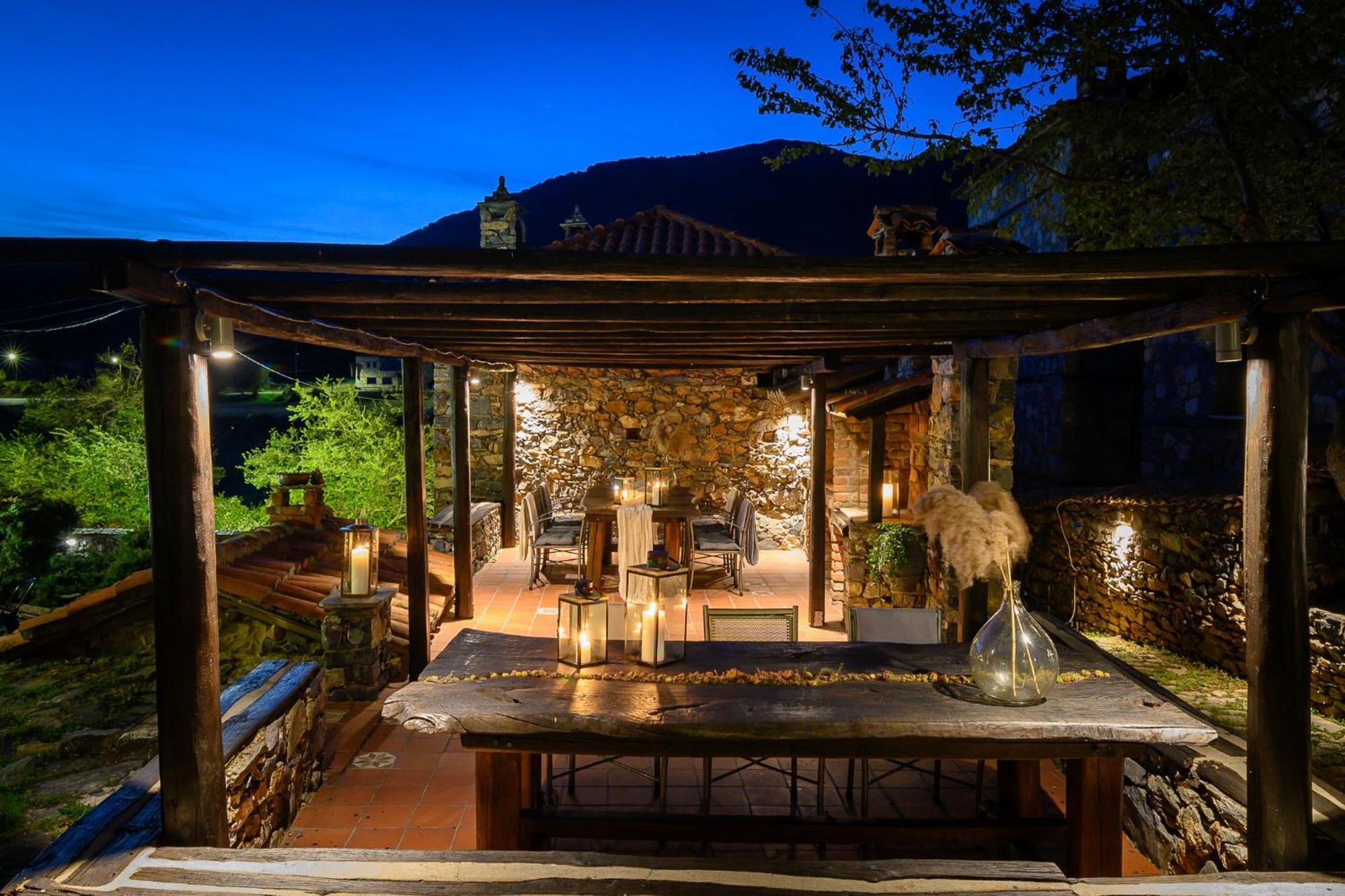 פלאיוס אגיוס אתנאסיוס 4 Seasons Premium Chalet מראה חיצוני תמונה